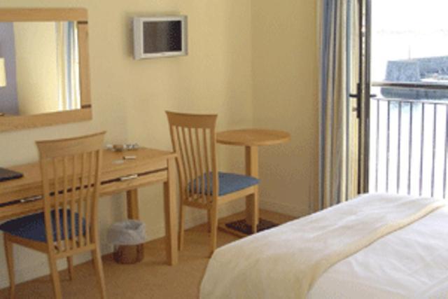 Pier Head Hotel Spa & Leisure 马拉莫尔 外观 照片